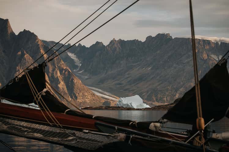 Jyttes Havn in Bear Islands, Scoresbysund
