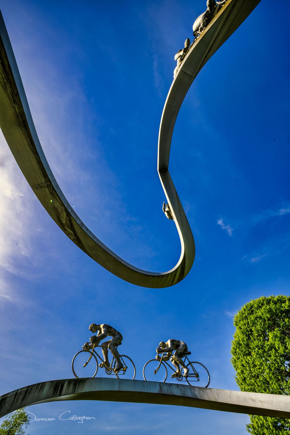 Sculpture, Aire des Pyrénées rest area, France