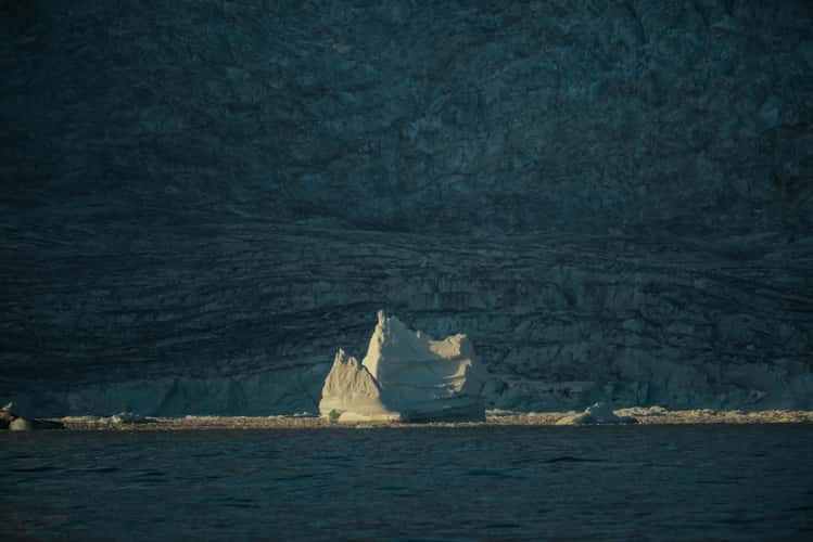 Moon glacier, Scoresbysund