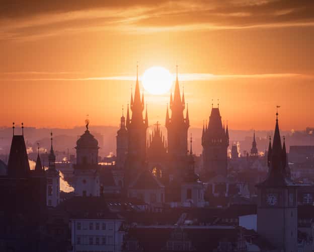 Sun between the spires