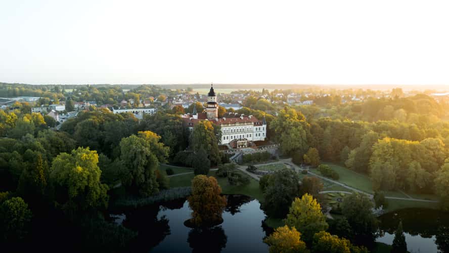 Schloss Wiesenburg & Park