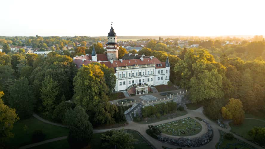 Schloss Wiesenburg & Park