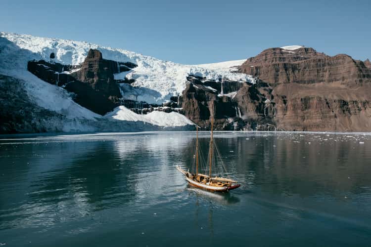 Sol Glacier, Scoresbysund