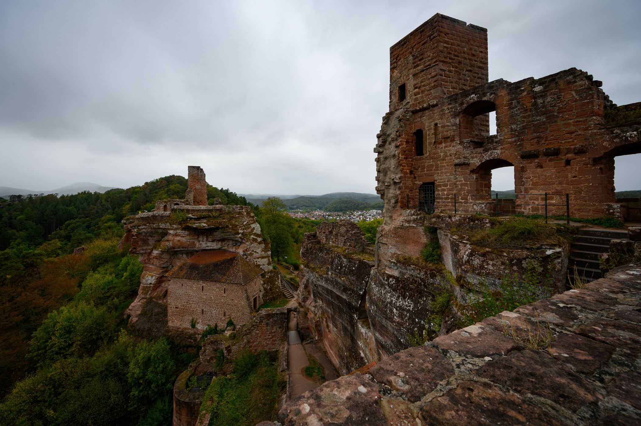 Altdahn Castle, Germany