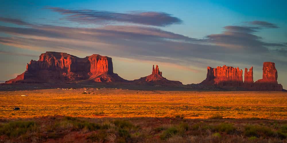 Arizona/Utah State line - Monument Valley