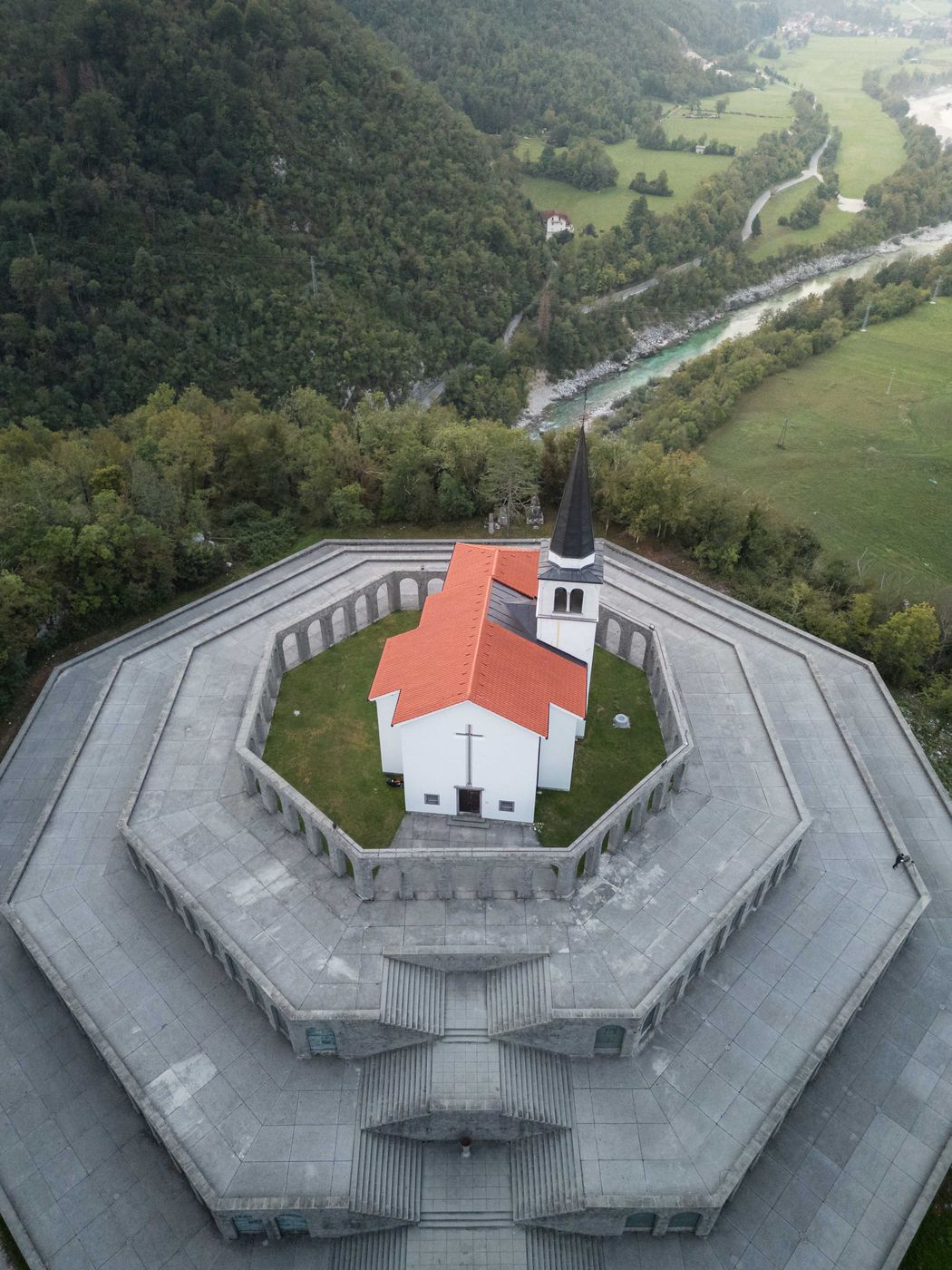 Beinhaus der italienischen Soldaten, Slovenia