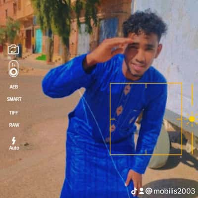 <b>Behind the Scenes</b> | photo by <a href="/@moussaahmad1934">موسى احمد البدوي الراشدي</a>