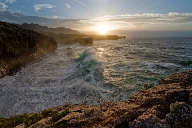 Cueva del Mar