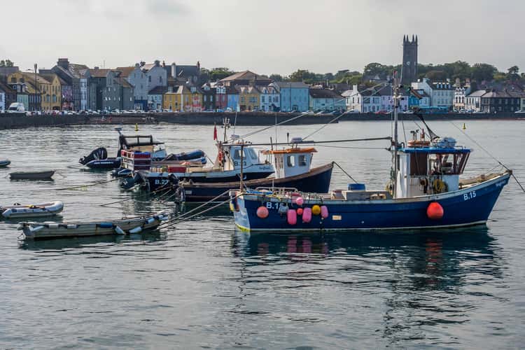 Donaghadee - Harbour & Lighthouse