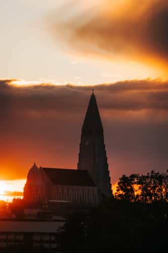 Hallgrimskirkja church from háteigsvegur street, Reykjavik