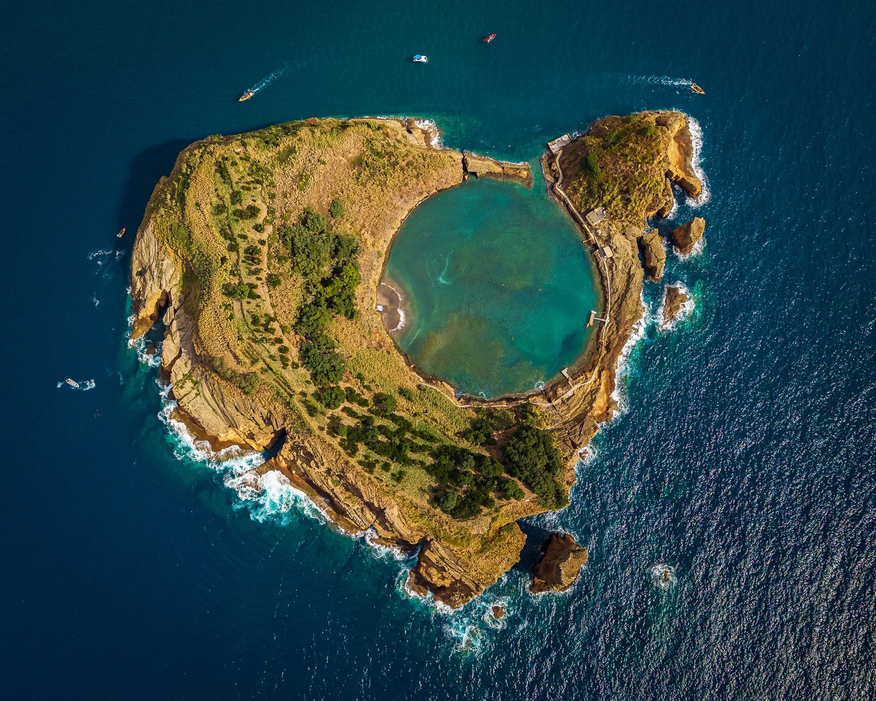 Ilhéu de Vila Franca do Campo, Azores, Portugal