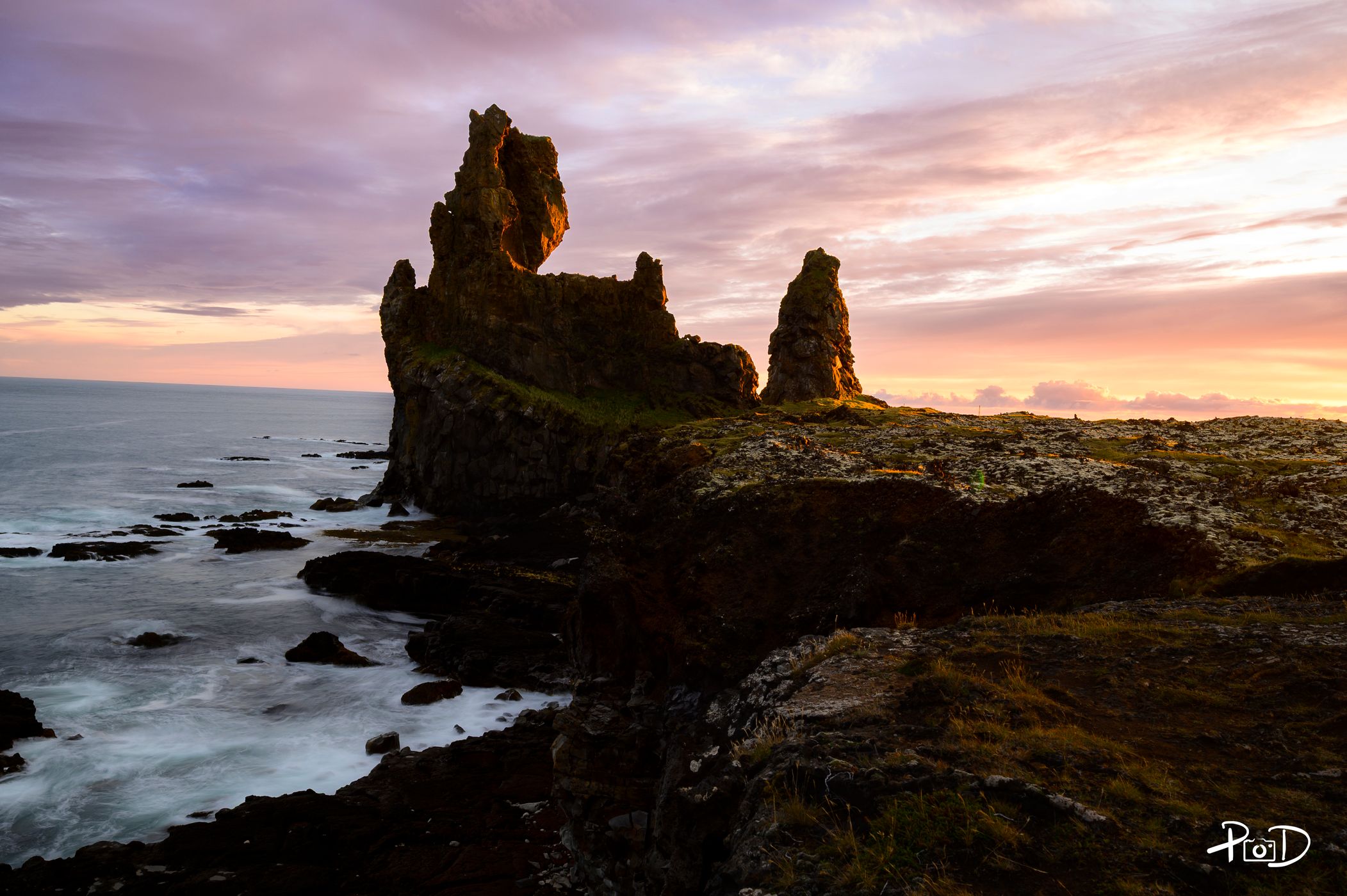 Lóndrangar View Point, Iceland