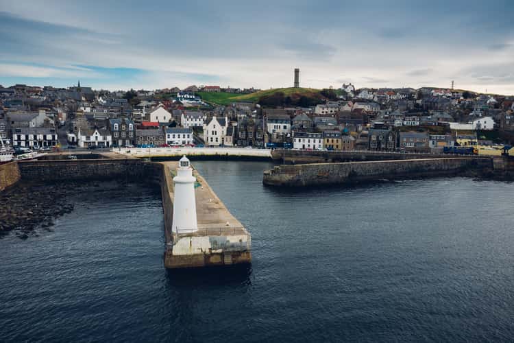 MacDuff & MacDuff Lighthouse