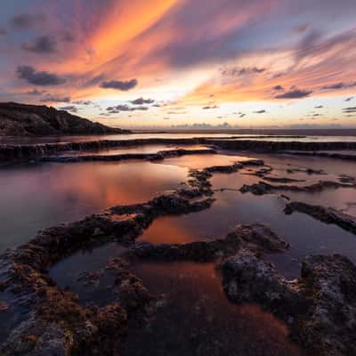 Mirrored Twilight, Israel