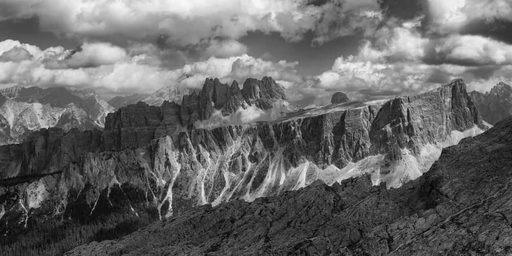Nuvolau refuge panorama