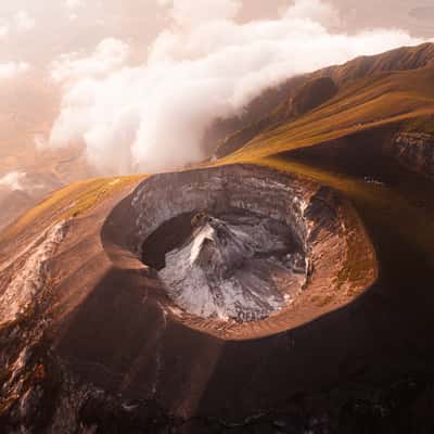 Ol Doinyo Lengai Crater, Tanzania