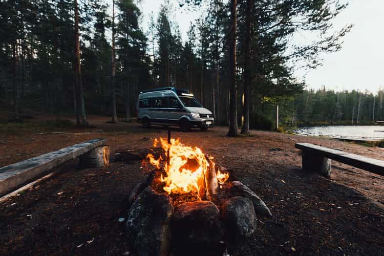 Pitkä-Hoilua, Hossa Nationalpark