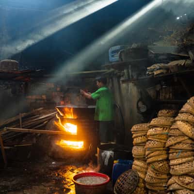 Quy Nhon Fish Market & Steam Fish Workshop, Vietnam