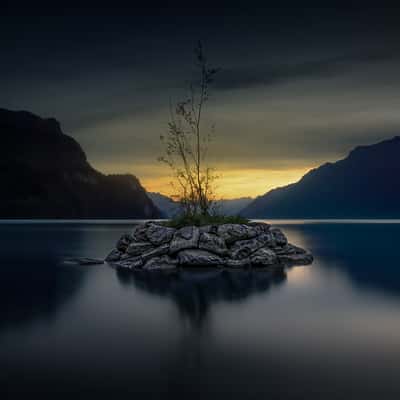 SILENT ISLAND, Switzerland