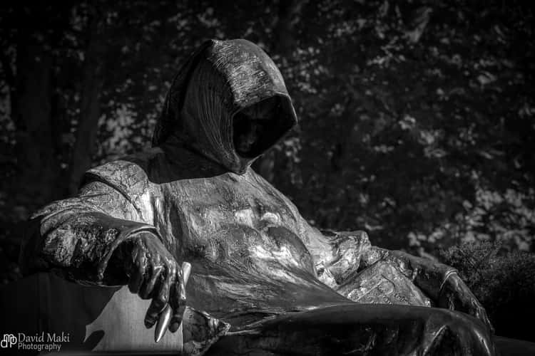 Statue of Anonymous