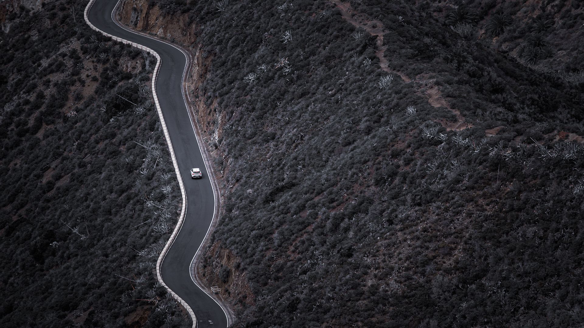 Teneryfa z drogi, Spain