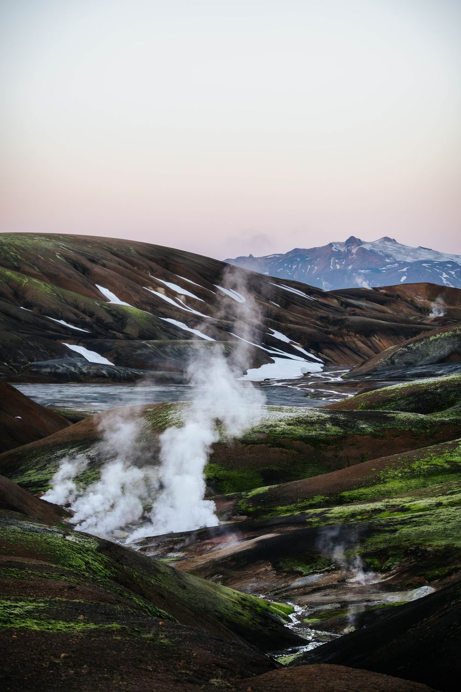 View to Simonarsker & Hrafntinnusker hut, Laugavegur Trail, Iceland